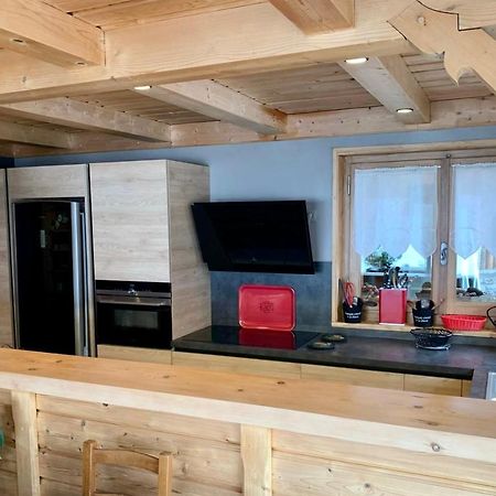 Apartment In Morzine - Ski In - Sleeps 6 Eksteriør bilde